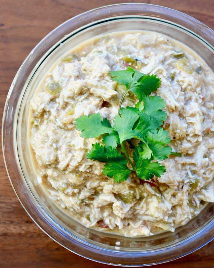 Shredded Chicken Ingredients | 505 Southwest Green Chile Sauce and Chicken | Throw it in your crockpot, enjoy a few hours later! Perfect for burrito bowls, taquitos or any Mexican dish!