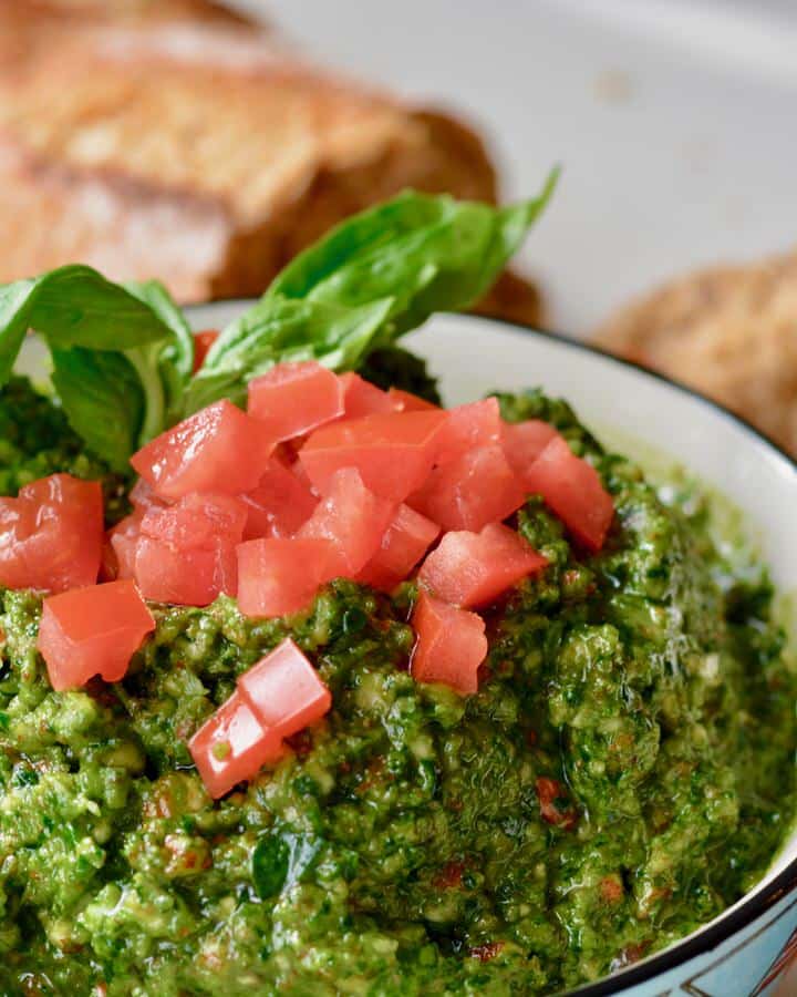Super greens pesto made with kale, basil and almonds. So packed with nutrients! Plus, you and your kids will love it!