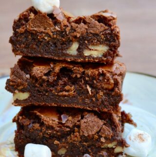Rocky Road Brownies - Oh so chewy and not overly sweet. The perfect combination of chewy, soft, with a nutty crunch. YUM!