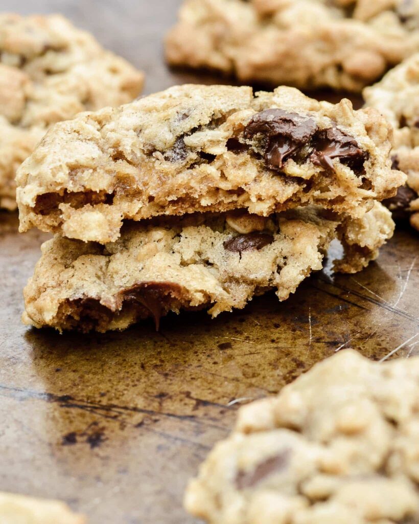 Oatmeal Chocolate Chip Cookies