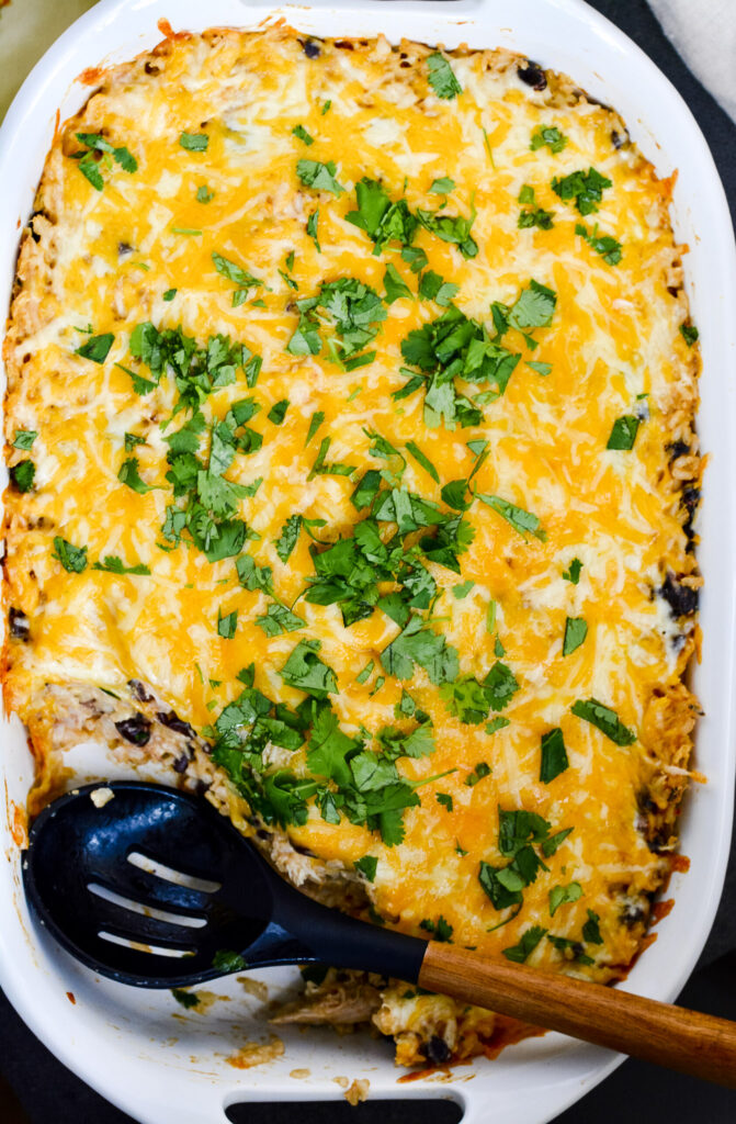 Chicken and Rice Bake with Salsa Verde | Super simple and healthy weeknight dinner, ready in a flash. Brown rice, salsa verde, cream cheese, chicken and black beans.