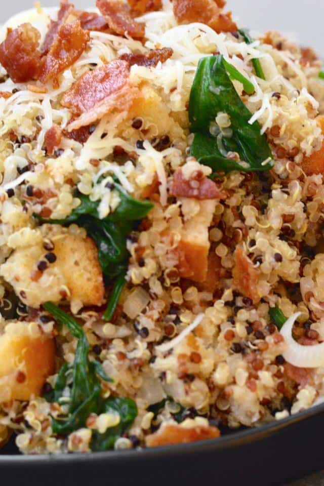 Quinoa with Bacon and Spinach - amazing side dish or make a great light meal. Prep ahead of time and throw together before serving. SO GOOD!