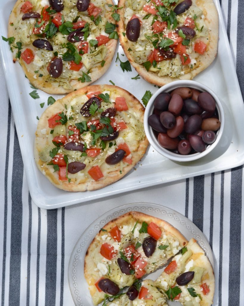 Vegetarian lunch ideas - Simple Greek Pizza