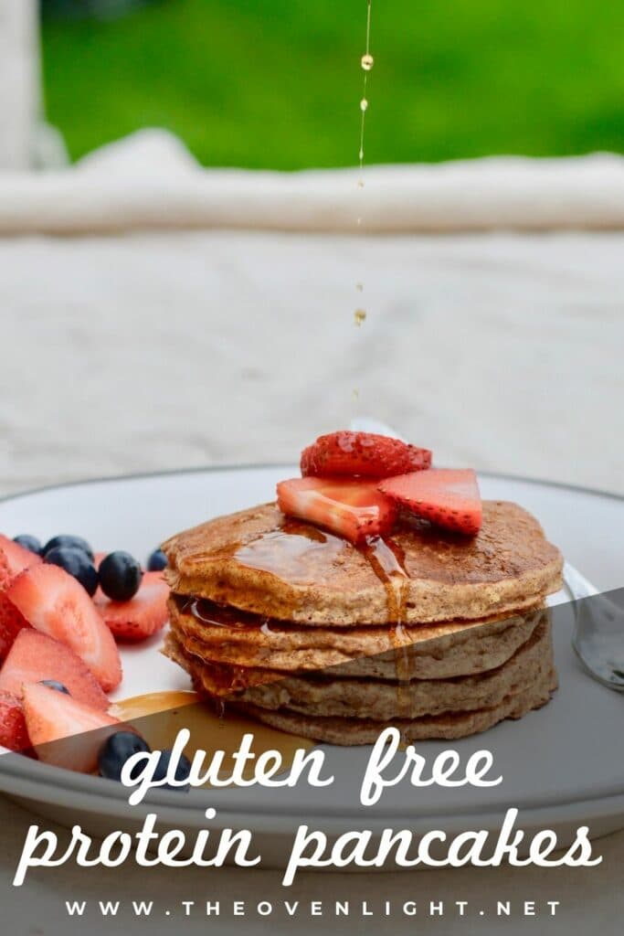 Protein Stacks Pancakes | Gluten Free, healthy and full of protein. Kids and adults will love them! #protein #pancakes #breakfast #healthy #glutenfree #oats #syrup #flaxseed #eggs