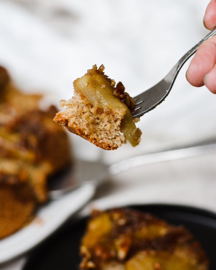 Upside Down Apple Cake | Warm, gooey, sugary topping with pecans, apples and brown sugar. Delicious dessert any time of the year!