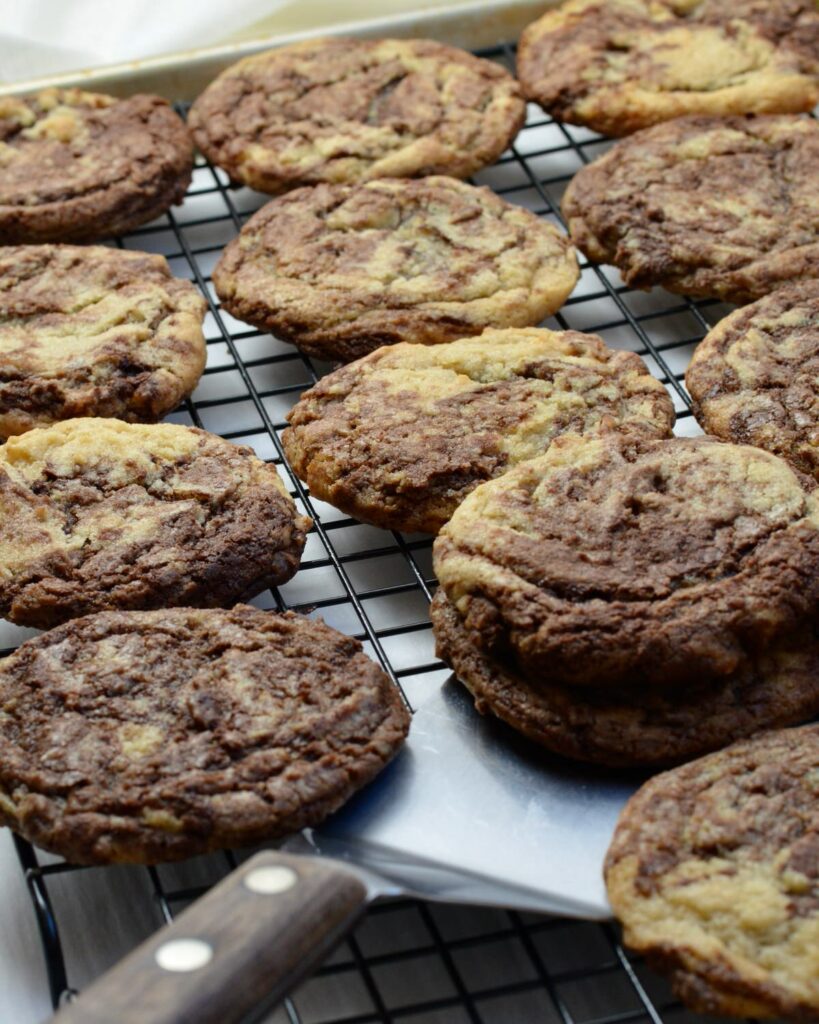 Marble Cookies | Simple twist on a classic holiday cookie—delicious all year round! Soft and so chocolatey.