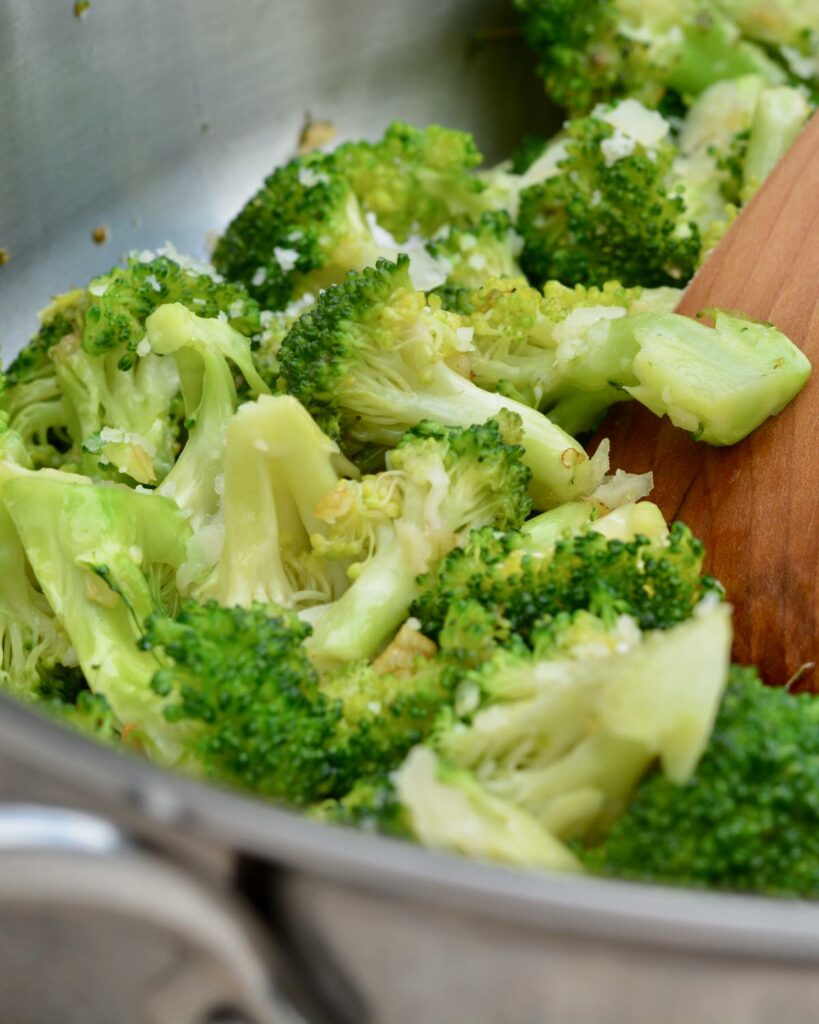 Perfect Parmesan Broccoli for a delicious vegetable side dish—Great with any meal, but especially perfect for Thanksgiving.
