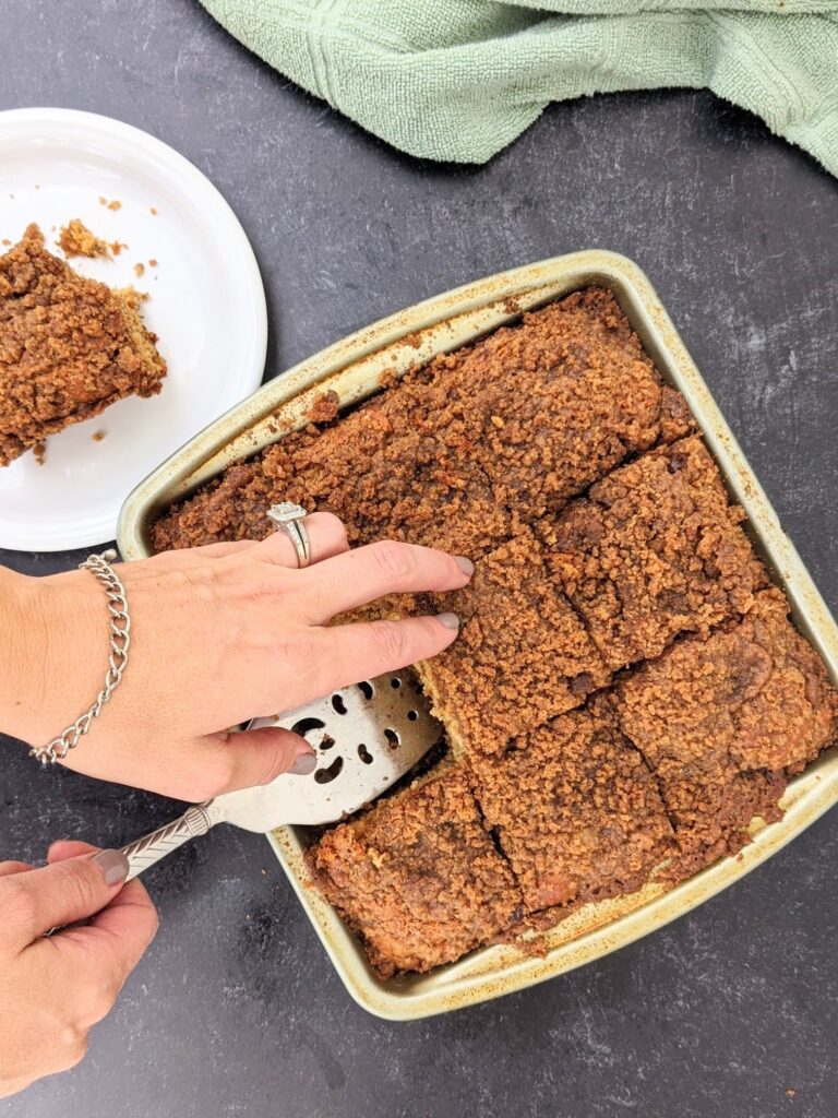 Banana Coffee Cake - Gluten Free & Low Sugar | Deliciously simple and really quick to make. Great breakfast treat. #coffeecake #banana #breakfast