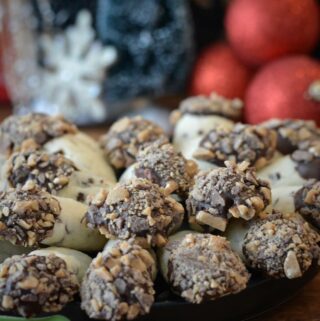 Toffee Log Cookies | Gluten Free and super simple. Perfect Christmas cookie to share or devour all by yourself.