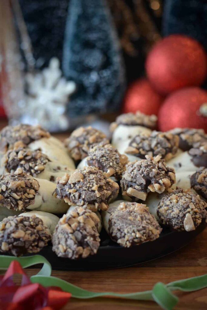 Toffee Log Cookies | Gluten Free and super simple. Perfect Christmas cookie to share or devour all by yourself.