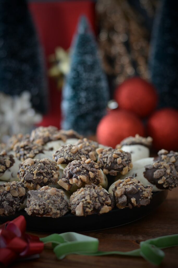 Toffee Log Cookies | Gluten Free and super simple. Perfect Christmas cookie to share or devour all by yourself.
