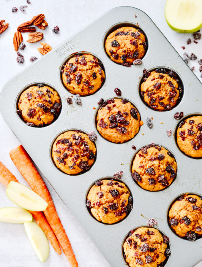 Super Healthy Morning Glory Muffins | carrots, apple, nuts, no refined sugar, gluten free and dairy free. Deliciously moist and a perfect grab and go breakfast.