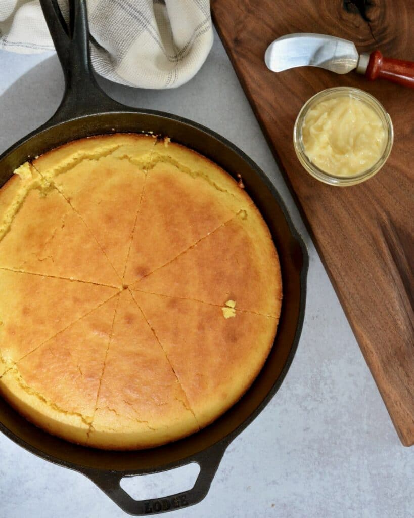 Delicious homemade Cornbread | Super simple recipe comes together in minutes. SO much better than a box mix. Plus, easy honey butter recipe! 