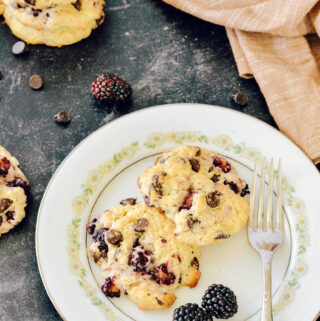 Quick drop scones with so much flavor - filled with blackberries and dark chocolate. Whip these up today. Only 30 minutes start to finish. #scones #blackberry #darkchocolate