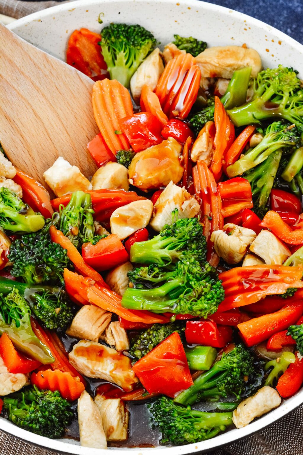 Healthy Teriyaki Chicken Stir Fry Under 30 Minutes | Gluten Free Option