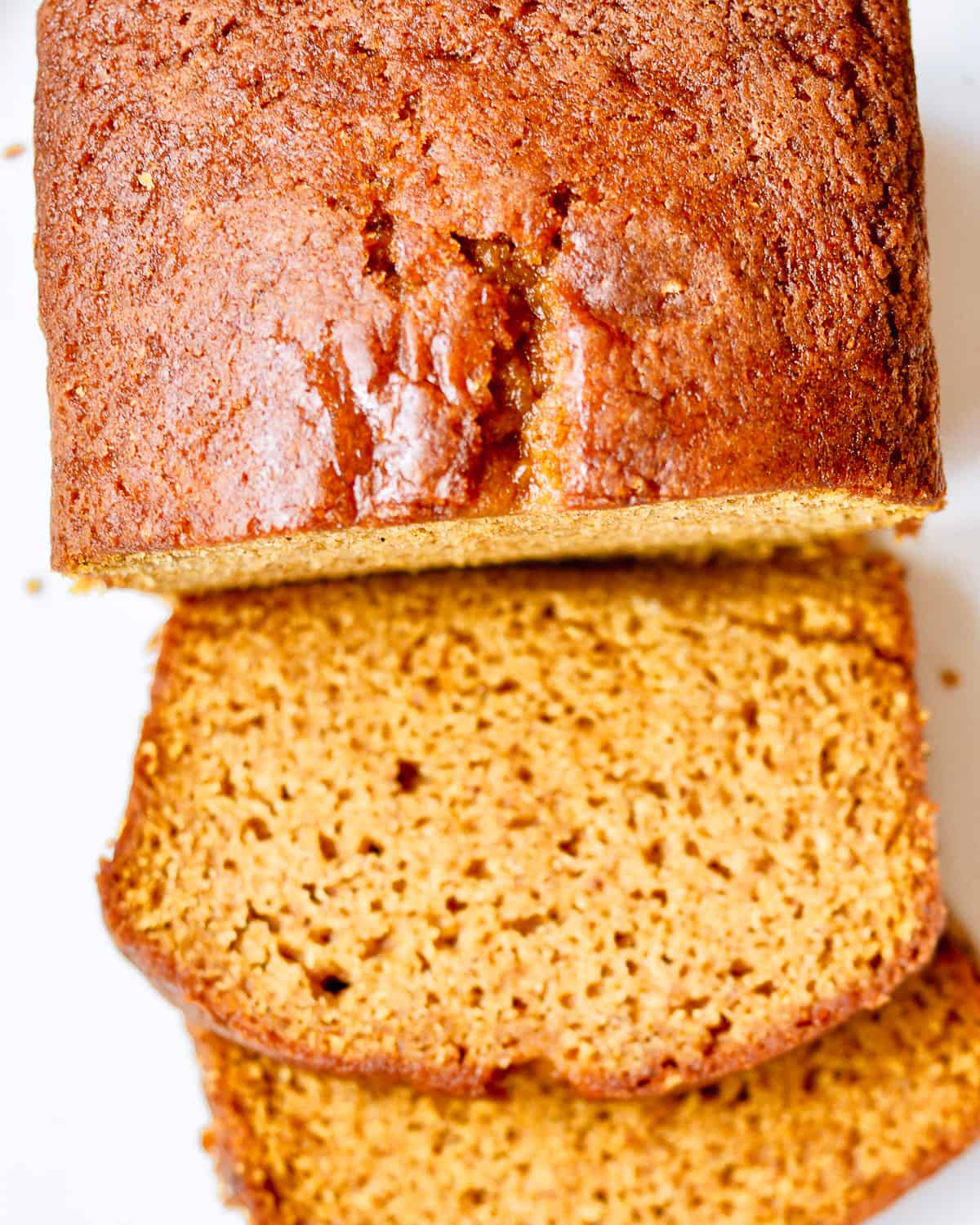 Top view of sliced pumpkin bread.