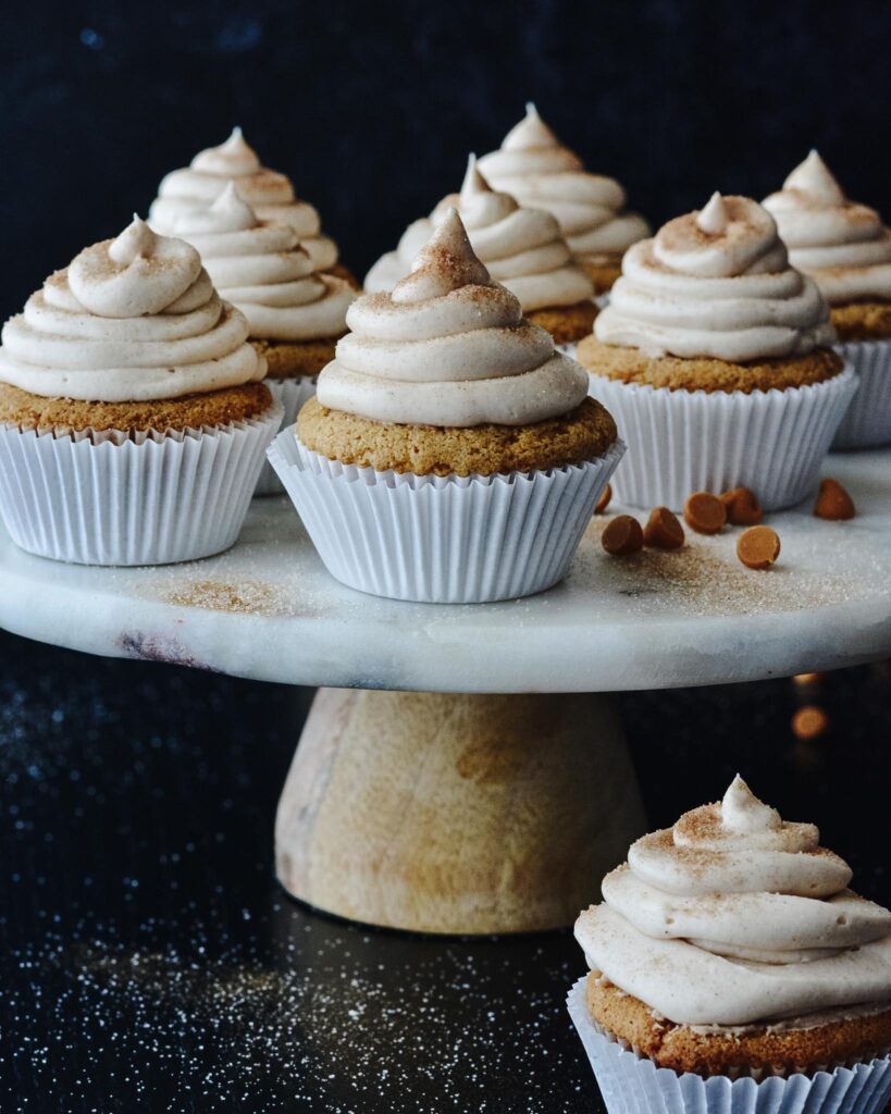 Butterscotch Cupcakes and Cinnamon Cream Cheese Frosting - Lightly sweet cupcakes made with melted butterscotch chips and topped with a simple cinnamon frosting. Perfect flavor combination, the ultimate fall flavor.